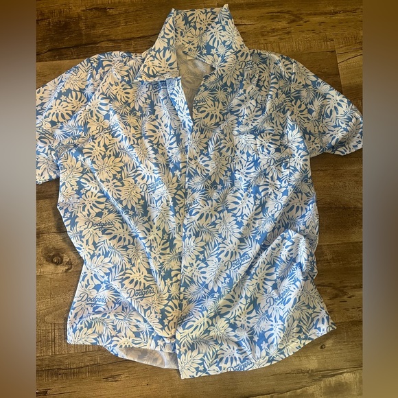COPY - Dodger shirt - Picture 1 of 9